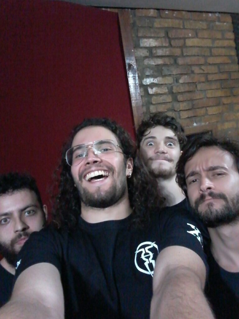 músicos da banda platinus